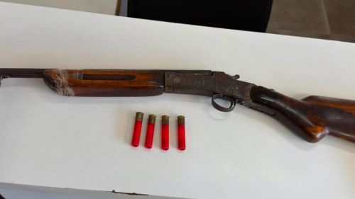 POLÍCIA MILITAR PRENDE HOMEM POR AMEAÇA E POSSE ILEGAL DE ARMA EM ATIBAIA