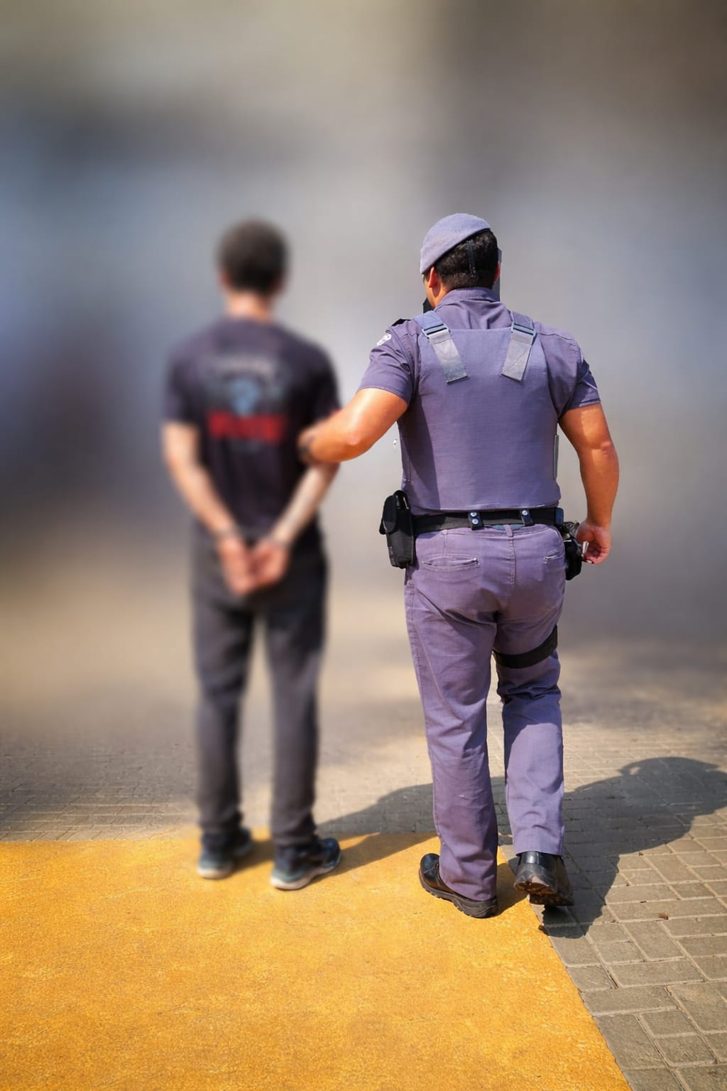 POLÍCIA MILITAR CAPTURA PROCURADO PELA JUSTIÇA EM NAZARÉ PAULISTA