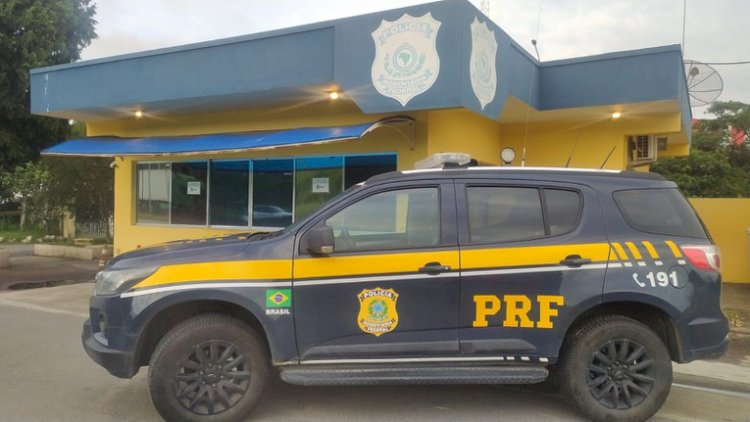 Operação Conjunta da PRF e PCSP Prende Mulher com Identidade Falsa e Mandado de Prisão em Atibaia